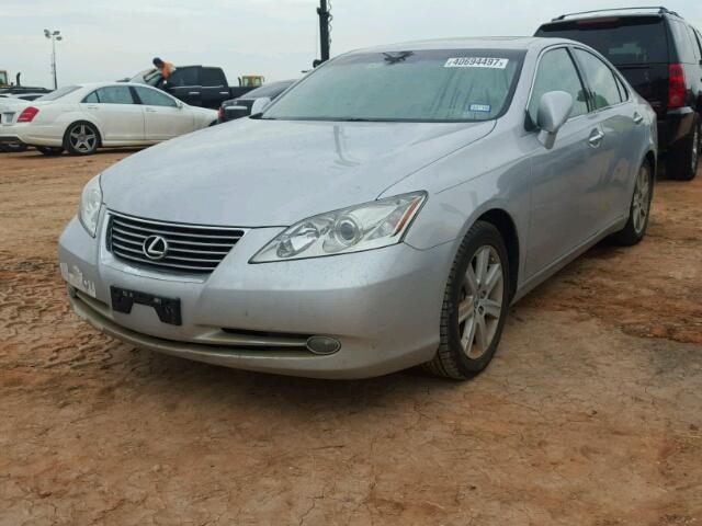 JTHBJ46G272101328 - 2007 LEXUS ES SILVER photo 2