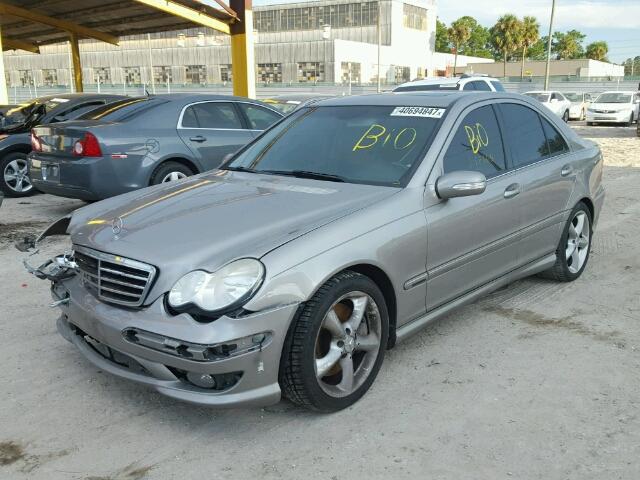 WDBRF52HX6F746675 - 2006 MERCEDES-BENZ C GENERATI GRAY photo 2