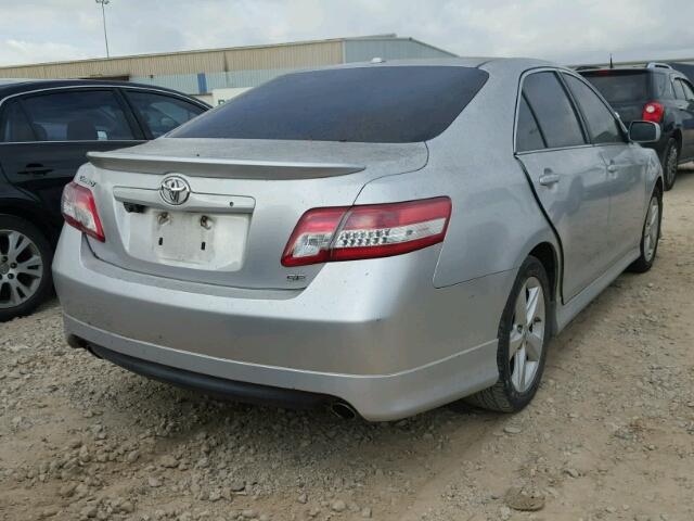 4T1BF3EK5BU636343 - 2011 TOYOTA CAMRY BASE SILVER photo 4
