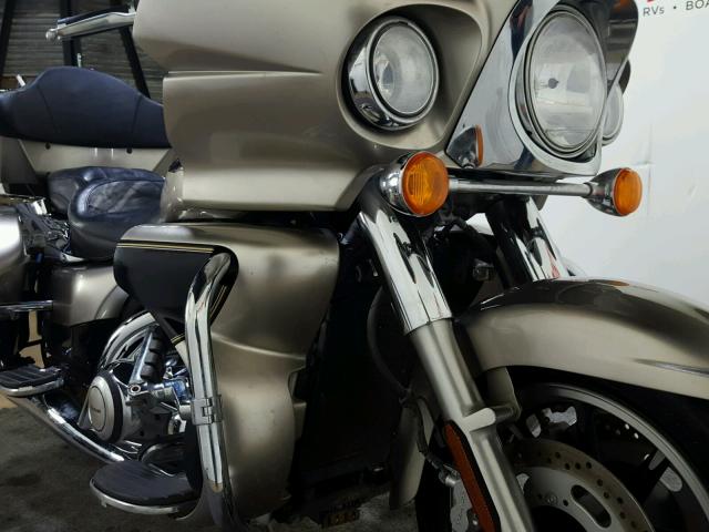 JKBVNRA169A001153 - 2009 KAWASAKI VN1700 SILVER photo 15