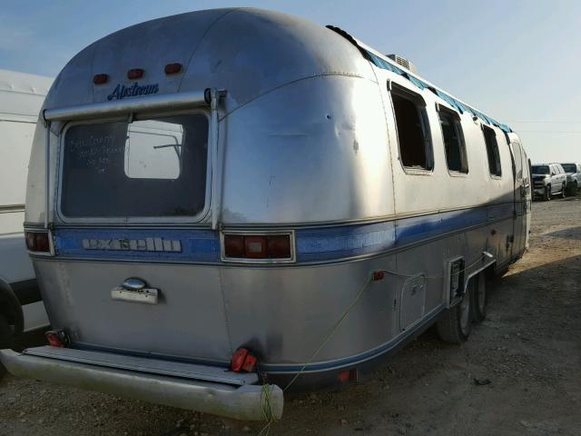 1STAEAR27FJ502749 - 1985 AIRS EXCELLA ვერცხლისფერი ფოტო 4