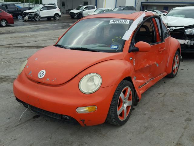 3VWCD21CX2M430069 - 2002 VOLKSWAGEN NEW BEETLE 红色 照片 2