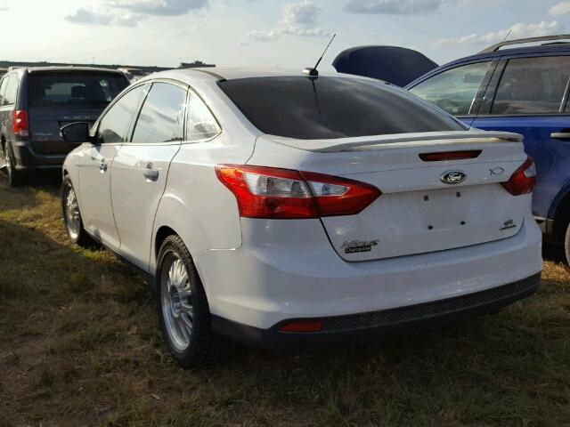 1FADP3F2XDL144236 - 2013 FORD FOCUS WHITE photo 3