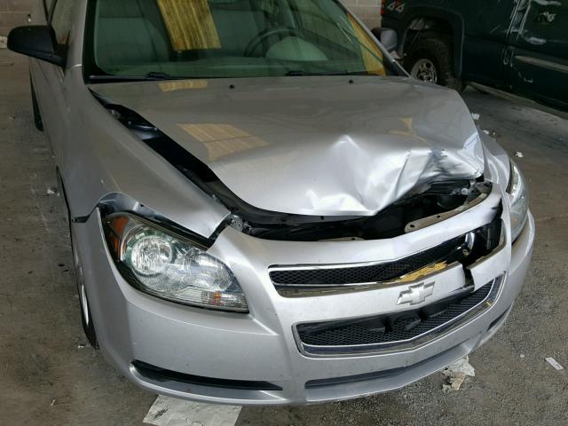1G1ZB5E02CF121727 - 2012 CHEVROLET MALIBU LS ვერცხლისფერი ფოტო 9