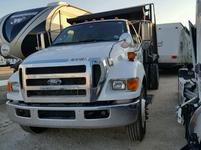 3FRNF6FC5CV442439 - 2012 FORD F650 SUPER WHITE photo 2