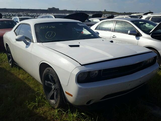 2C3CDYAG2CH106532 - 2012 DODGE CHALLENGER WHITE photo 1