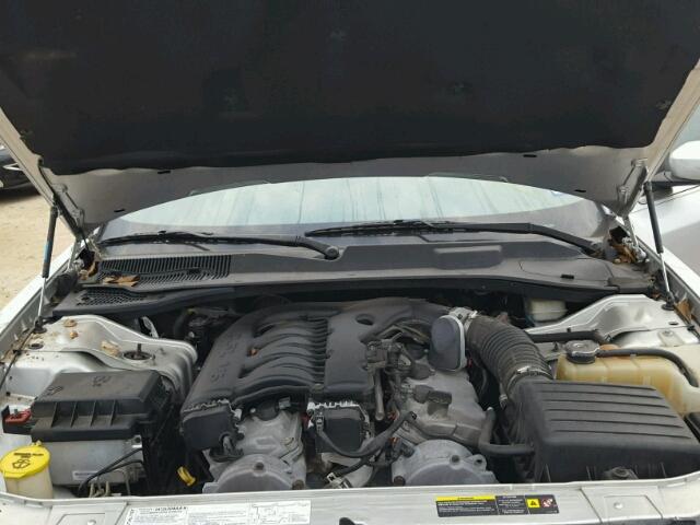 2C3KA53G56H125516 - 2006 CHRYSLER 300 SILVER photo 7