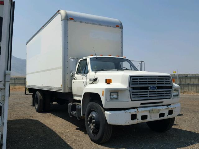 1FDNK74C3PVA24749 - 1993 FORD F700 F WHITE photo 1