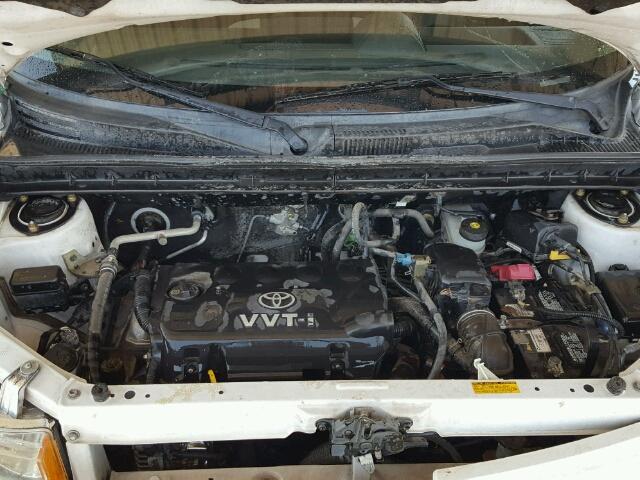 JTLKT324450203003 - 2005 TOYOTA SCION XB Weiß Foto 7
