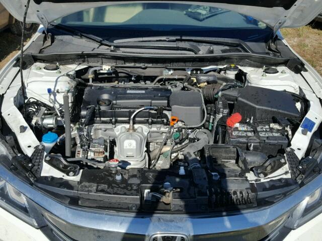 1HGCR2F3XGA238721 - 2016 HONDA ACCORD LX WHITE photo 7