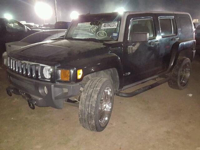 5GTDN136768173459 - 2006 HUMMER H3 BLACK photo 2