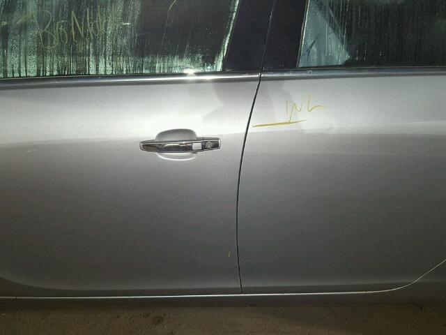 2G4GT5GK6C9121373 - 2012 BUICK REGAL 银色 照片 9