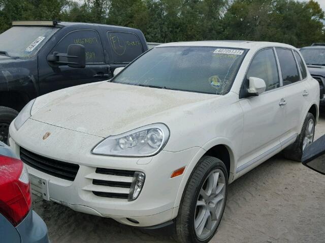 WP1AB2AP1ALA50491 - 2010 PORSCHE CAYENNE S WHITE photo 2