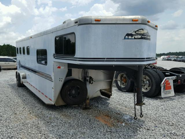 13SVE3327X1VA6245 - 1999 UTILITY HORSETRAIL WHITE photo 1