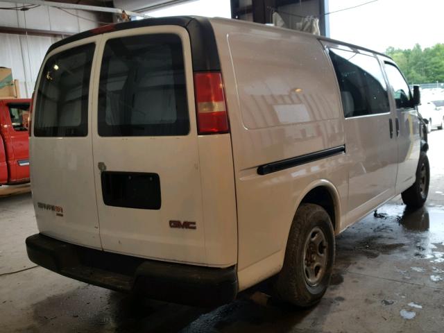 1GTFH15T461196538 - 2006 GMC SAVANA G15 WHITE photo 4