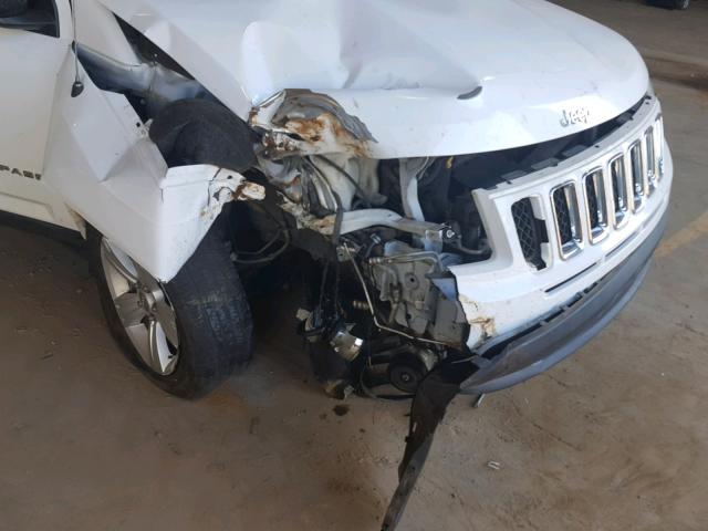1J4NT1FA5BD215785 - 2011 JEEP COMPASS SP WHITE photo 9