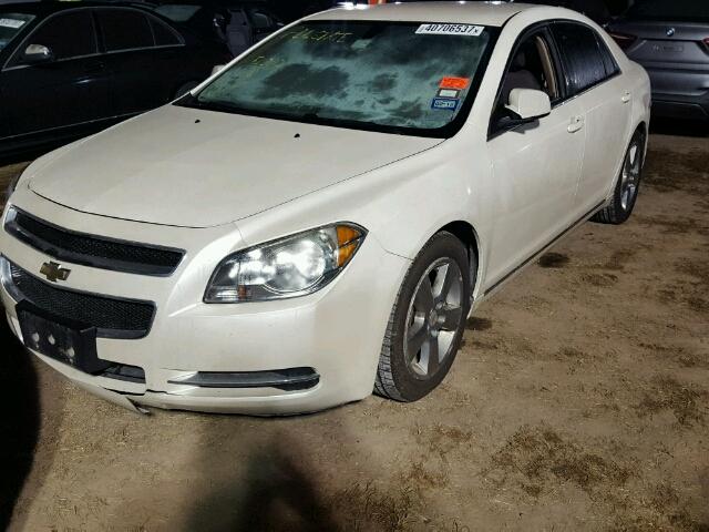 1G1ZC5EB4AF275903 - 2010 CHEVROLET MALIBU WHITE photo 2