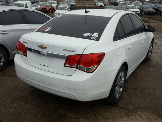 1G1PA5SH0E7419761 - 2014 CHEVROLET CRUZE LS WHITE photo 4