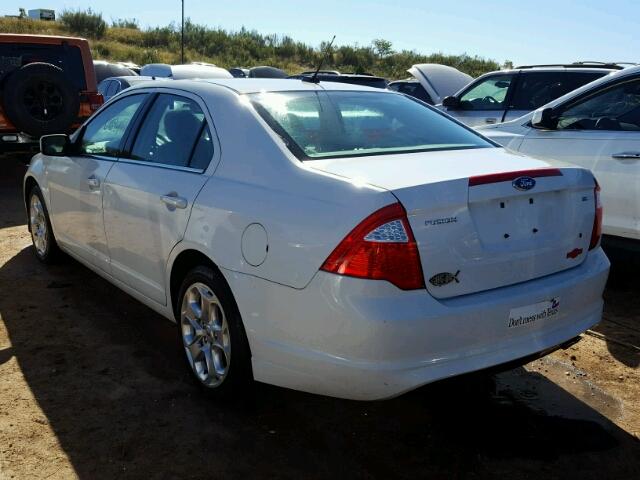 3FAHP0HA1AR295208 - 2010 FORD FUSION SE WHITE photo 3