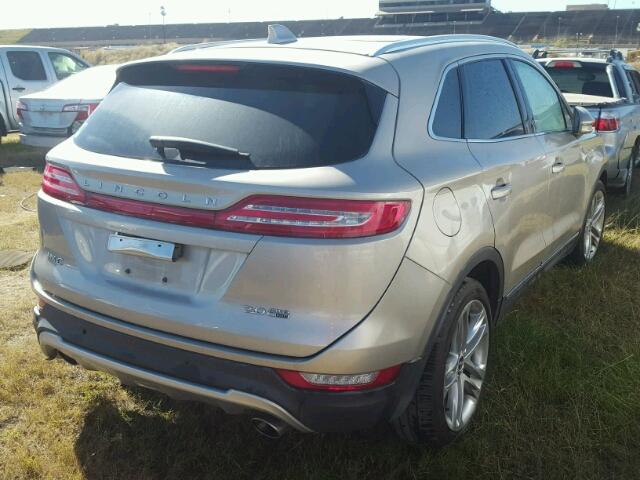 5LMCJ2A95FUJ13133 - 2015 LINCOLN MKC SILVER photo 4