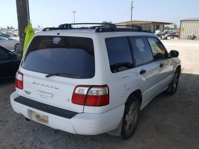 JF1SF65602H708959 - 2002 SUBARU FORESTER S WHITE photo 4