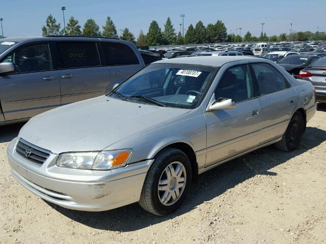 4T1BG22K31U804555 - 2001 TOYOTA CAMRY CE SILVER photo 2