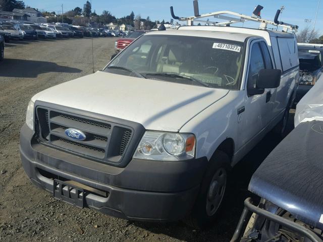 1FTRF12268KB69921 - 2008 FORD F150 WHITE photo 2