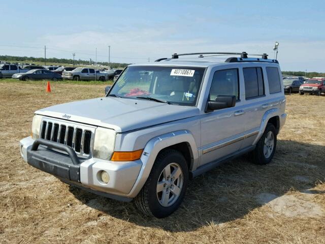 1J8HH58256C237839 - 2006 JEEP COMMANDER SILVER photo 2