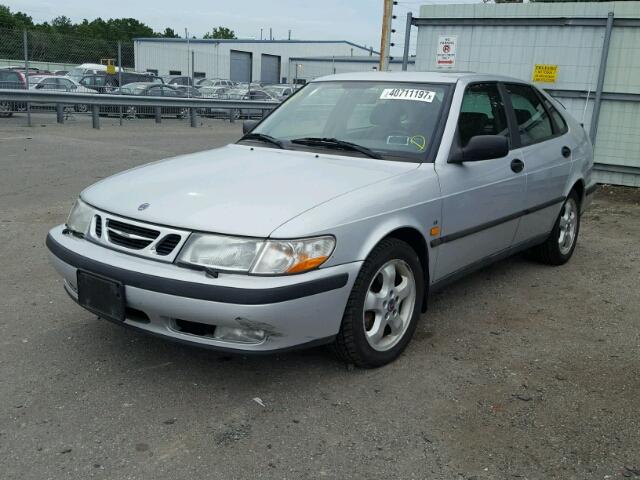 YS3DF58N7X2073340 - 1999 SAAB 9-3 SILVER photo 2