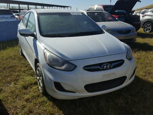 KMHCT4AE5DU453028 - 2013 HYUNDAI ACCENT WHITE photo 1