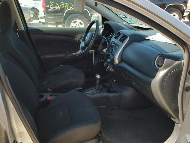 3N1CN7AP0DL849480 - 2013 NISSAN VERSA S 灰色 照片 5