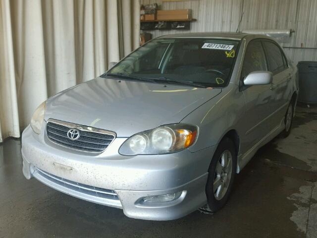 1NXBR32E16Z661820 - 2006 TOYOTA COROLLA SILVER photo 2