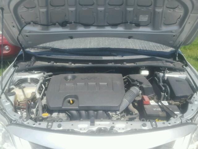 5YFBU4EE9DP210679 - 2013 TOYOTA COROLLA BA SILVER photo 7