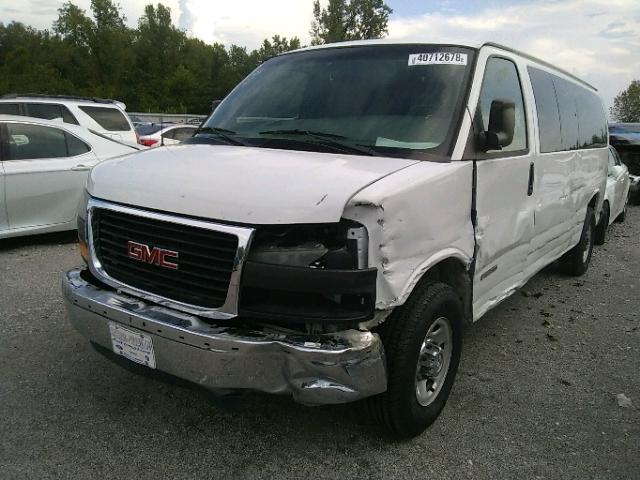 1GJHG39U251104960 - 2005 GMC SAVANA G35 WHITE photo 2