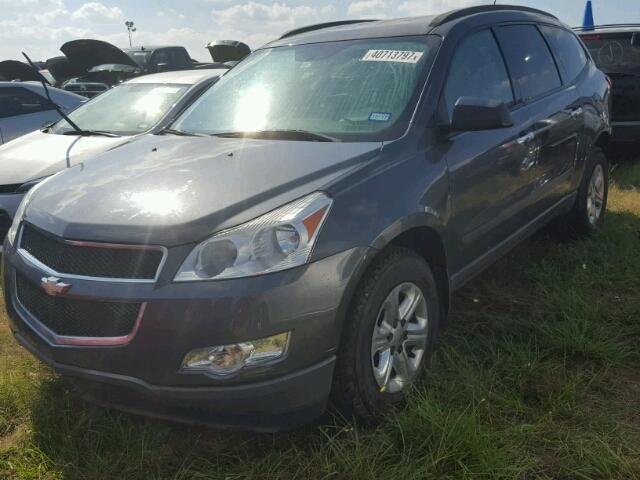 1GNKRFED3CJ372015 - 2012 CHEVROLET TRAVERSE GRAY photo 2