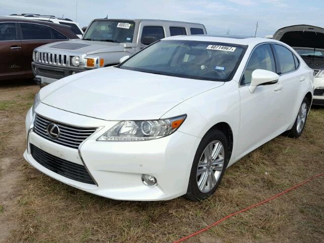 JTHBK1GG1D2050037 - 2013 LEXUS ES 350 WHITE photo 2