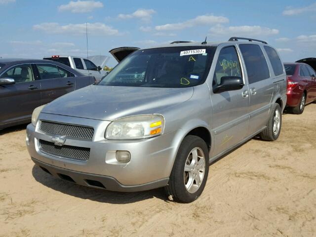 1GNDV33147D174866 - 2007 CHEVROLET UPLANDER SILVER photo 2