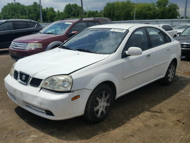 KL5JD56Z95K107934 - 2005 SUZUKI FORENZA S WHITE photo 2