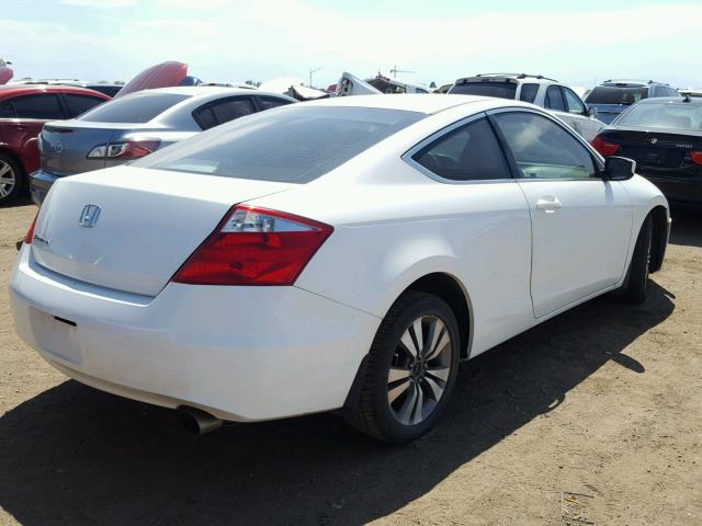 1HGCS12328A020536 - 2008 HONDA ACCORD LX- WHITE photo 4