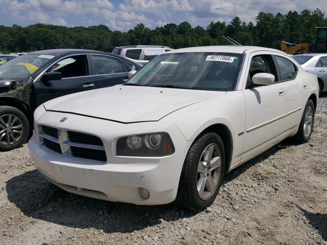 2B3CA5CT1AH113435 - 2010 DODGE CHARGER R/ WHITE photo 2