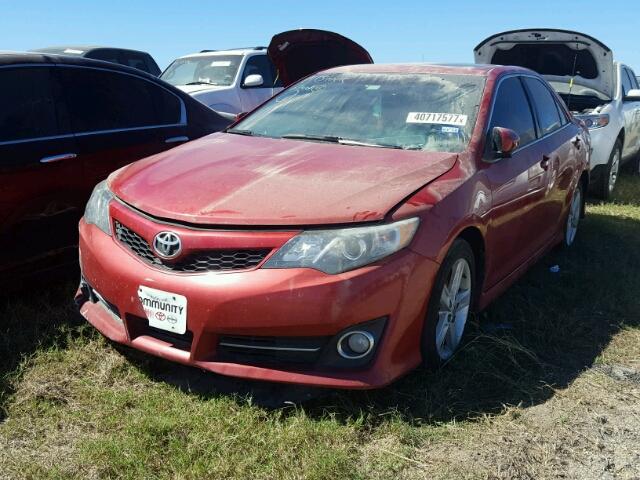 4T1BF1FK9CU622739 - 2012 TOYOTA CAMRY BASE RED photo 2