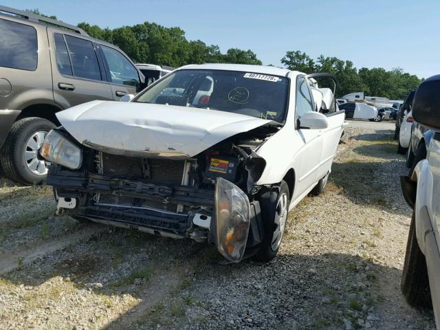 KNAFE221895620931 - 2009 KIA SPECTRA EX WHITE photo 2