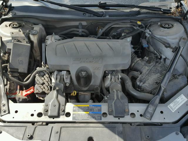 2G2WP552071123975 - 2007 PONTIAC GRAND PRIX SILVER photo 7