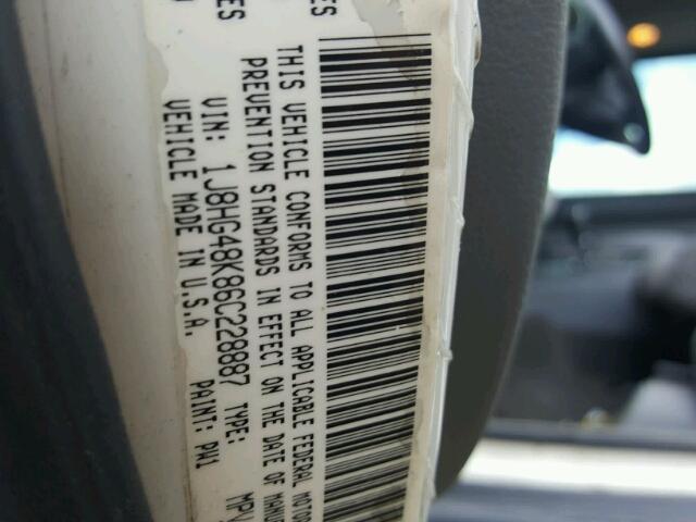 1J8HG48K86C228887 - 2006 JEEP COMMANDER WHITE photo 10