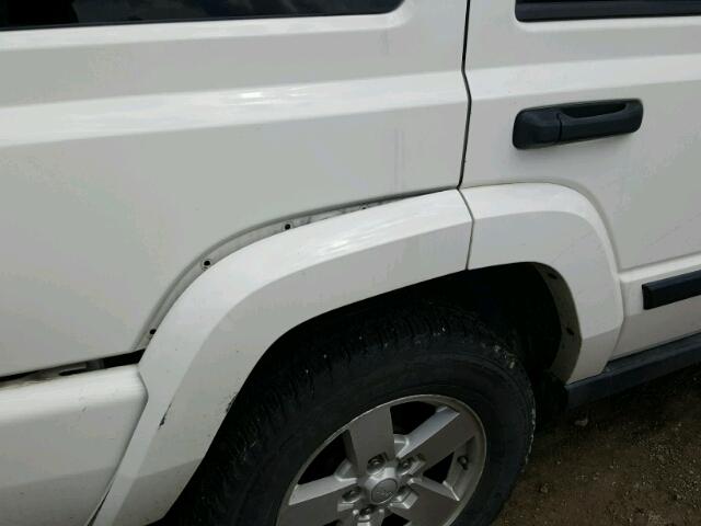 1J8HG48K86C228887 - 2006 JEEP COMMANDER WHITE photo 9