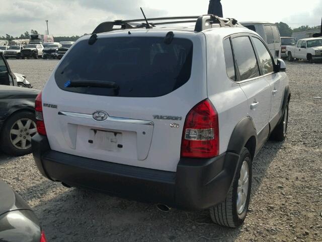 KM8JN12DX7U494958 - 2007 HYUNDAI TUCSON SE WHITE photo 4