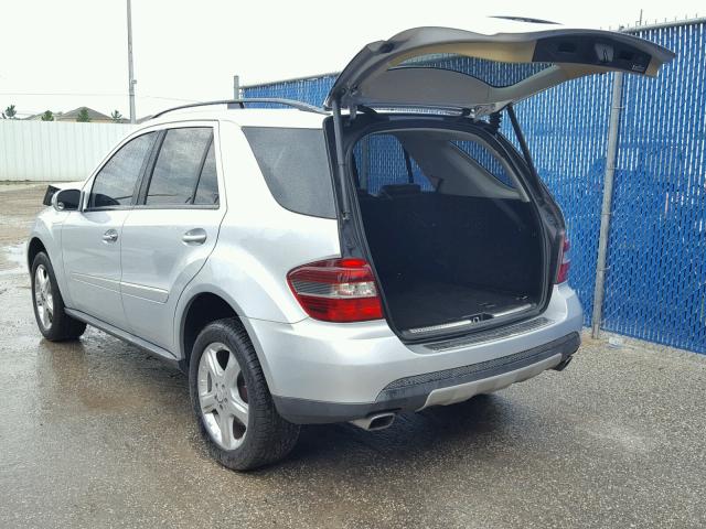 4JGBB86E88A359134 - 2008 MERCEDES-BENZ ML 350 SILVER photo 3