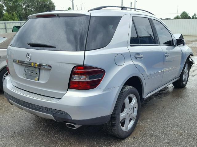 4JGBB86E88A359134 - 2008 MERCEDES-BENZ ML 350 SILVER photo 4