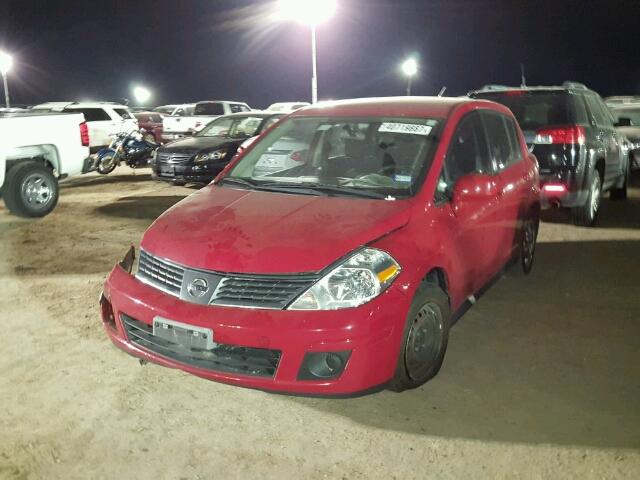 3N1BC13E19L385844 - 2009 NISSAN VERSA S RED photo 2