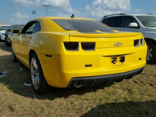 2G1FK1EJ5A9115849 - 2010 CHEVROLET CAMARO YELLOW photo 3